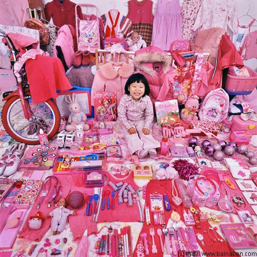 韩国设计师Jeongmee Yoon的蓝色与粉色设计计划-百衲本视觉